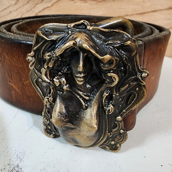 Rams Horn Solid Bronze Belt Buckle